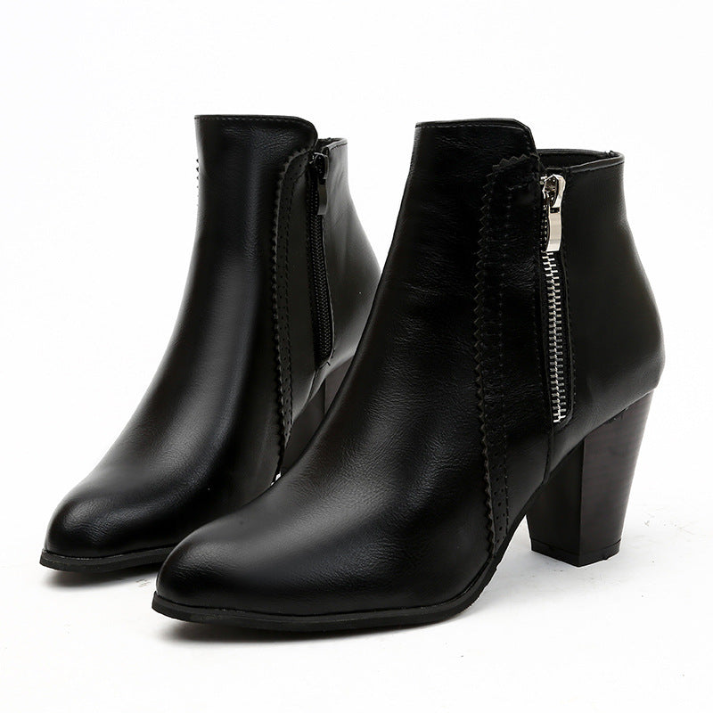 Large thermal low rise boots