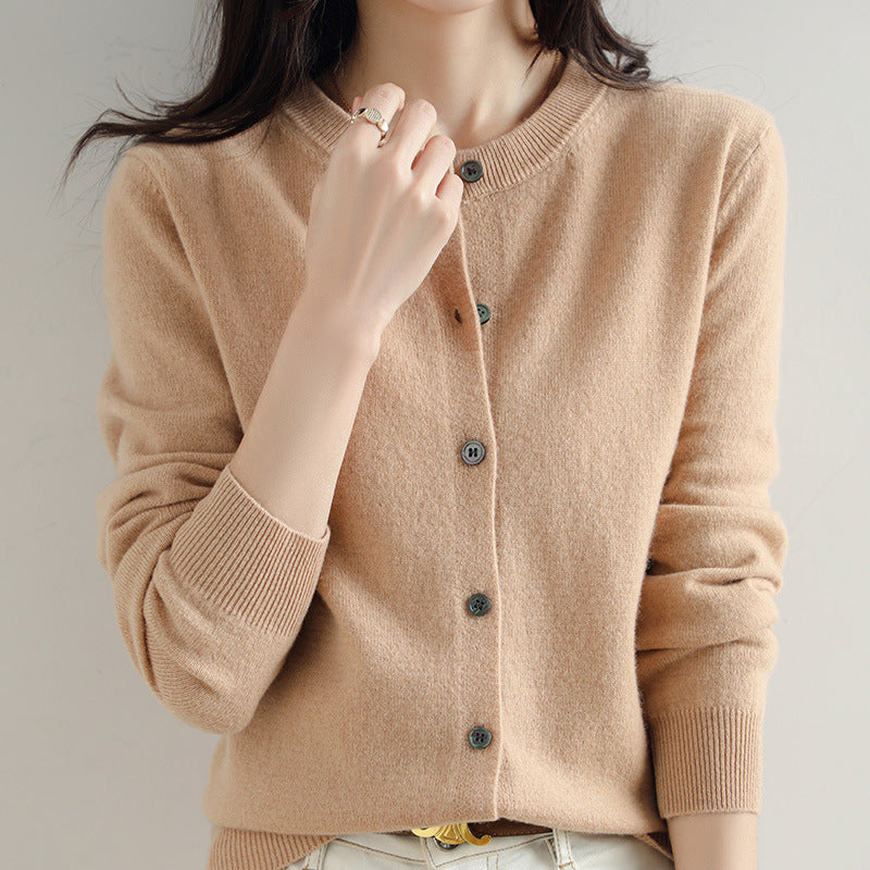 Cardigan Court Femme Chic en Maille